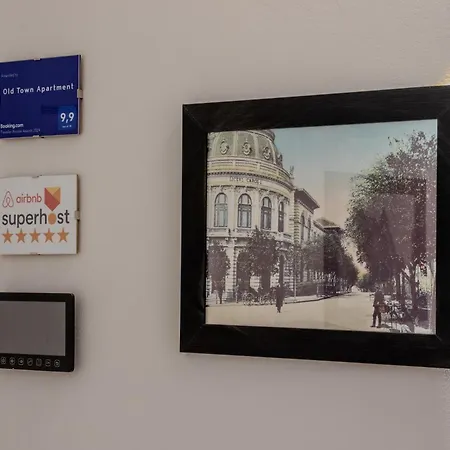 Old Town By Humpback Craiova