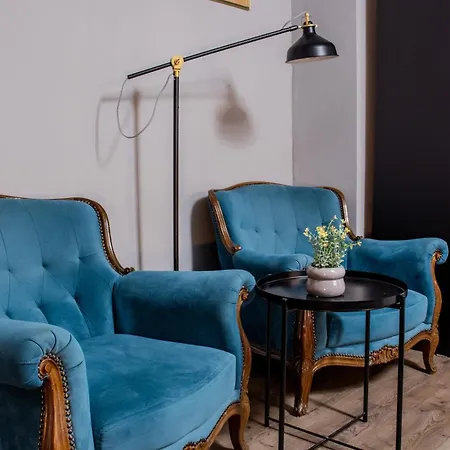 Old Town By Humpback Apartament *