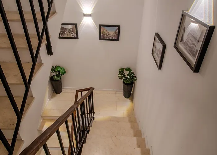 Old Town By Humpback * Craiova